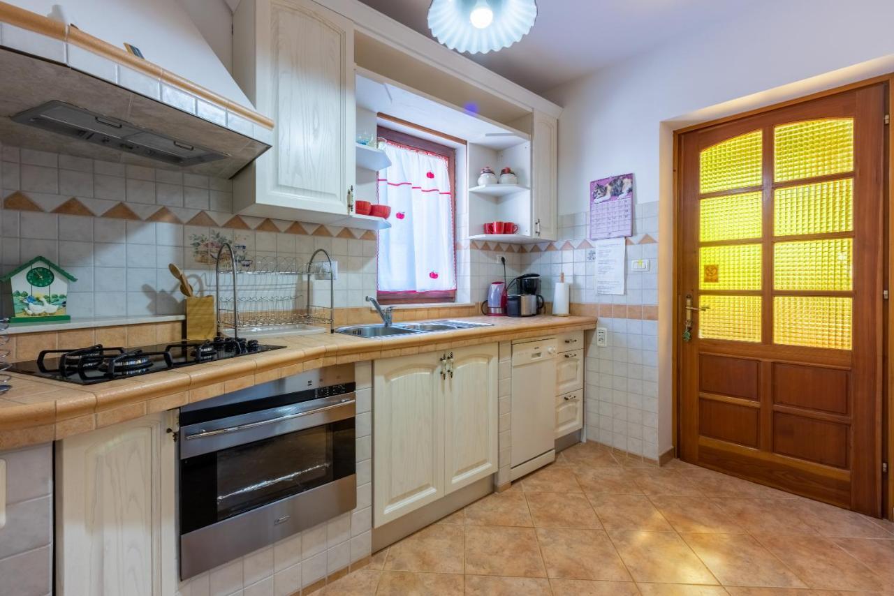 Apartments Villa Mavero Баньоле Екстер'єр фото
