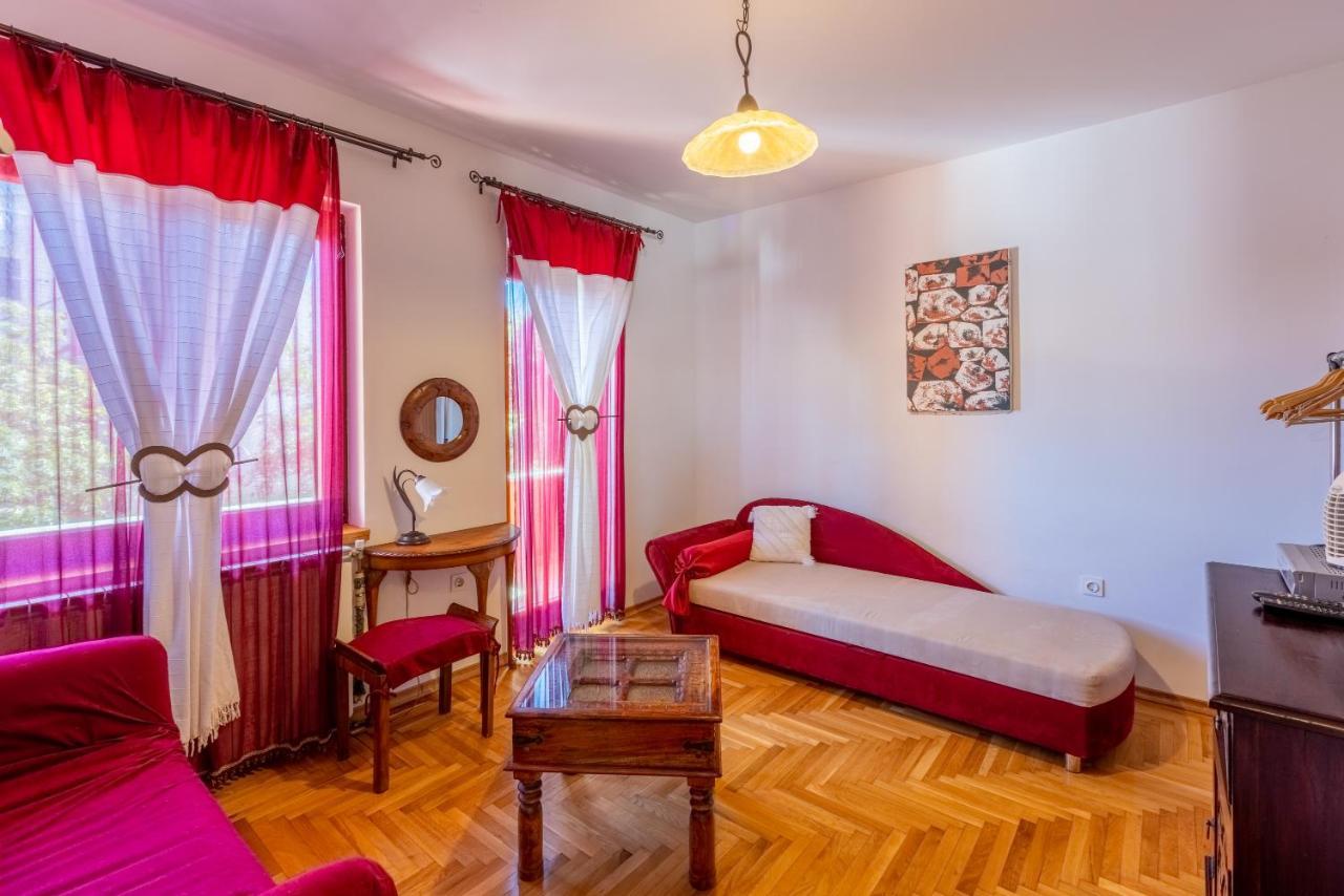 Apartments Villa Mavero Баньоле Екстер'єр фото