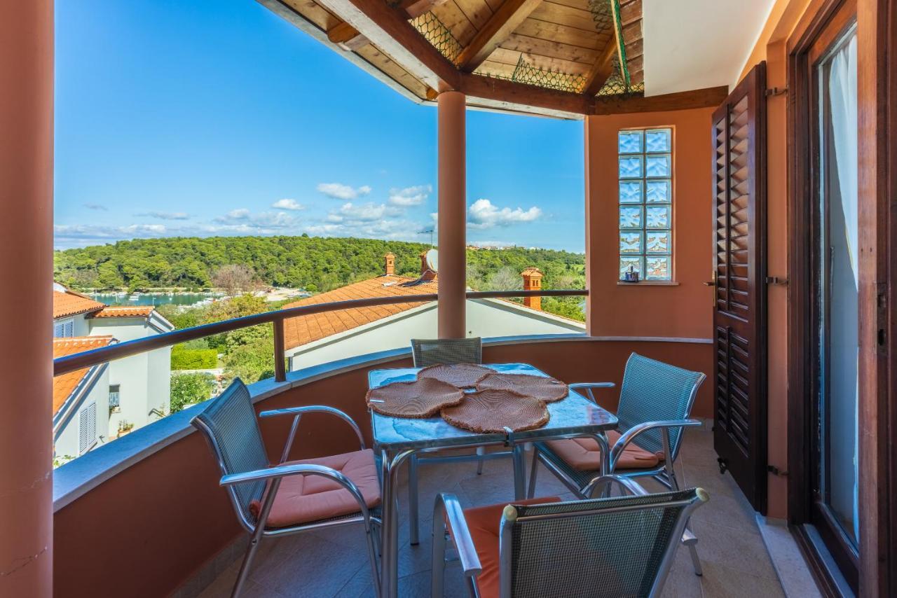 Apartments Villa Mavero Баньоле Екстер'єр фото
