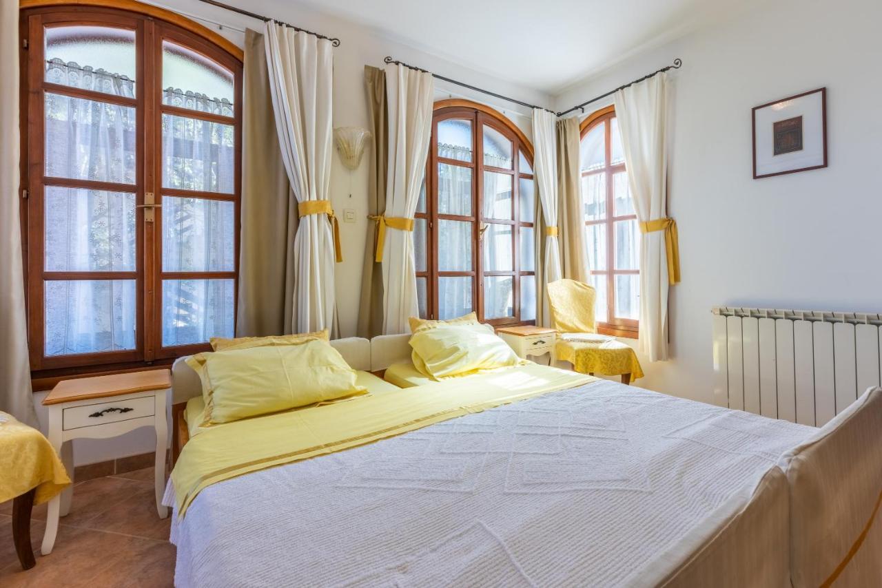 Apartments Villa Mavero Баньоле Екстер'єр фото