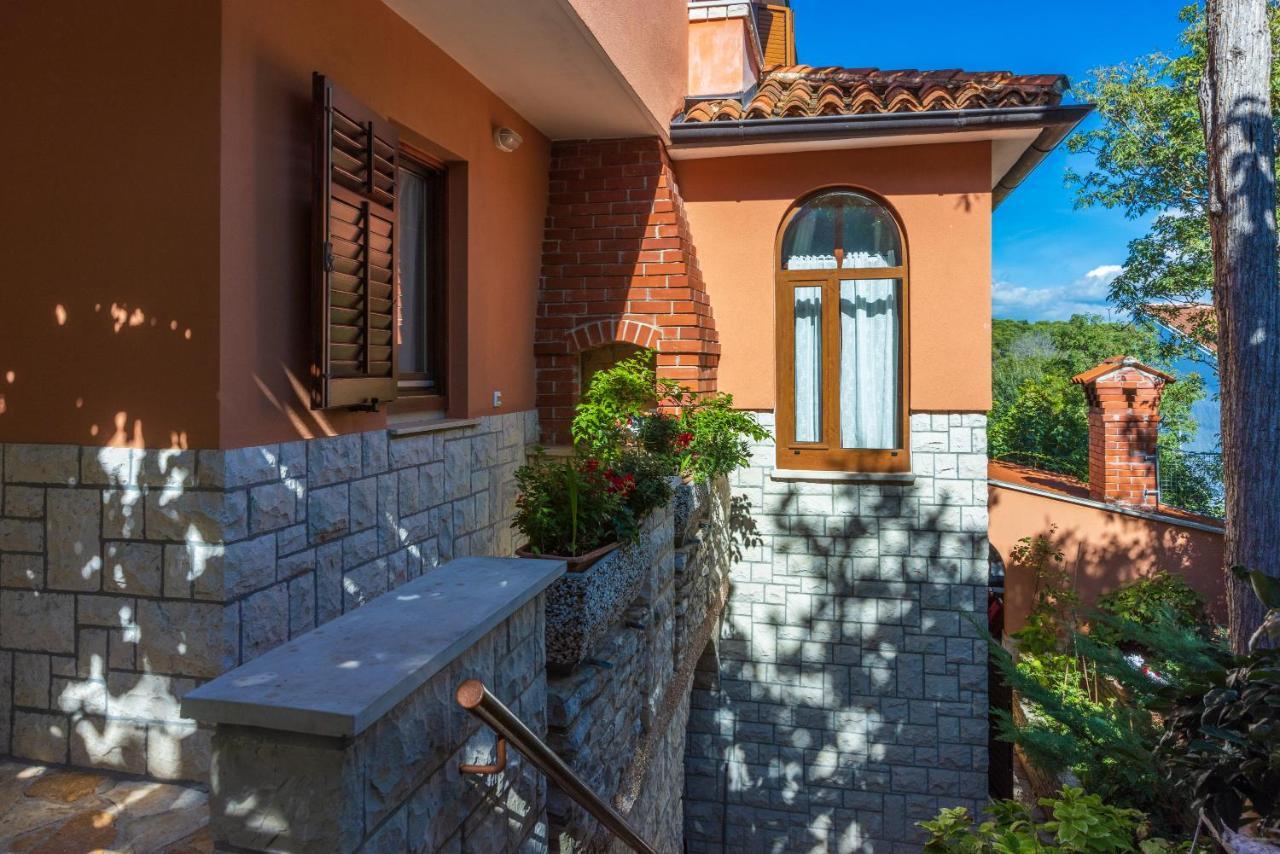 Apartments Villa Mavero Баньоле Екстер'єр фото