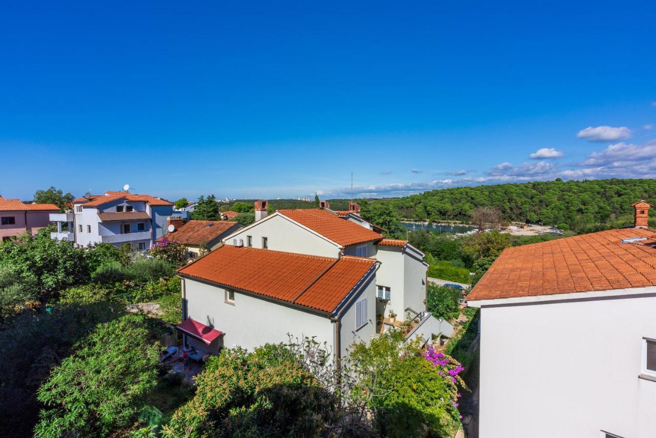 Apartments Villa Mavero Баньоле Екстер'єр фото