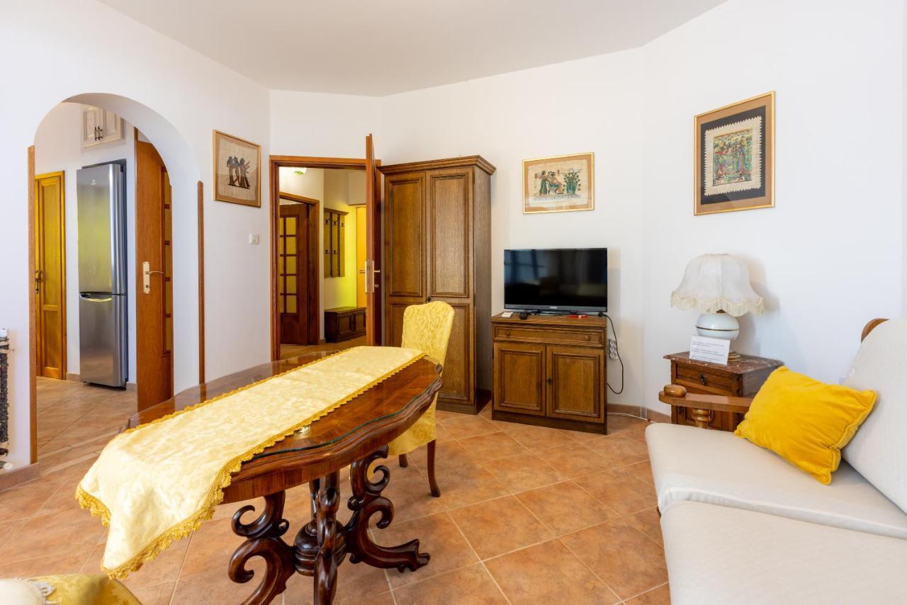 Apartments Villa Mavero Баньоле Екстер'єр фото