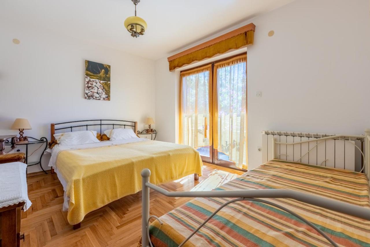 Apartments Villa Mavero Баньоле Екстер'єр фото
