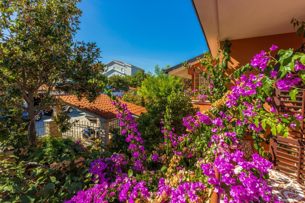 Apartments Villa Mavero Баньоле Екстер'єр фото