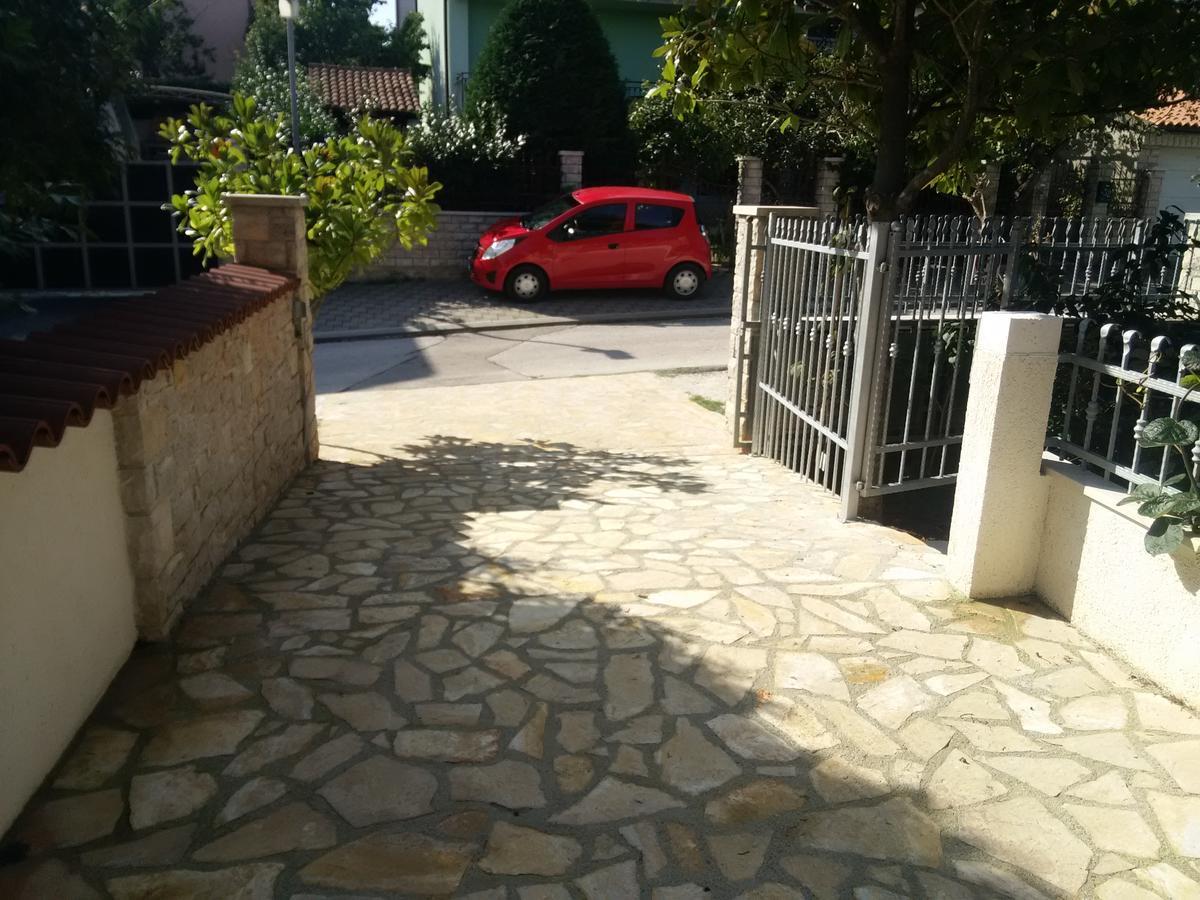 Apartments Villa Mavero Баньоле Екстер'єр фото