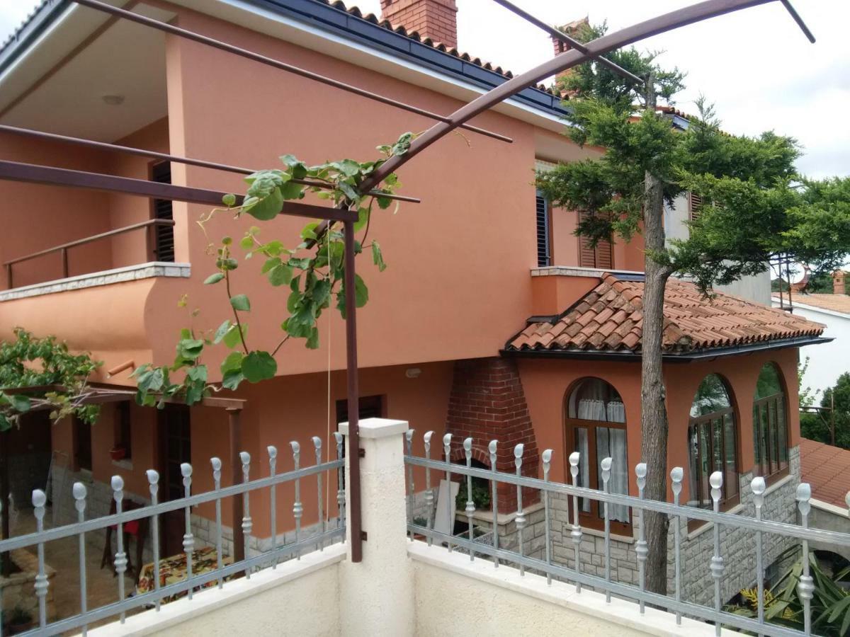 Apartments Villa Mavero Баньоле Екстер'єр фото